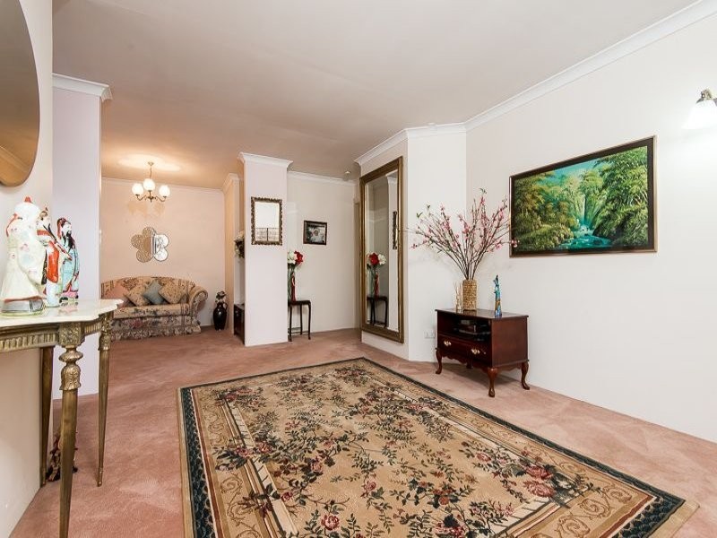 53 Fairbairn Road, Coogee WA 6166