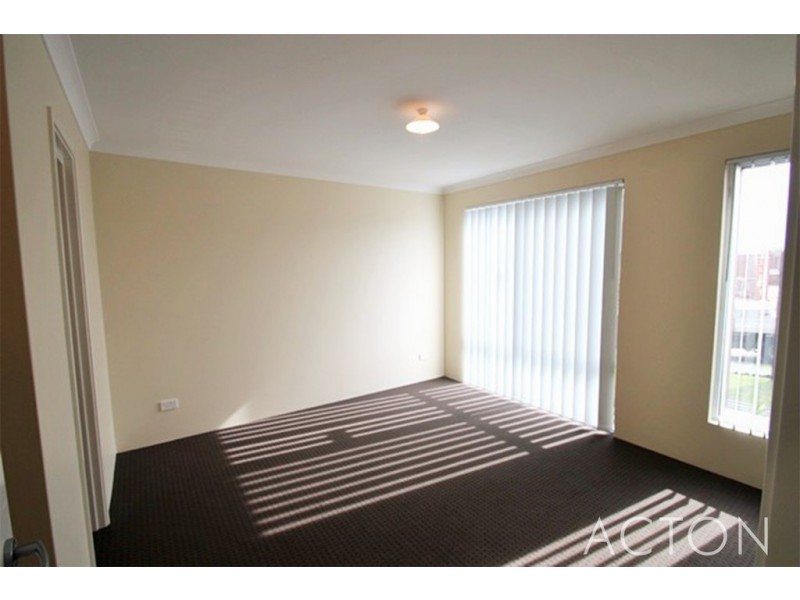 7 Addis Way, Wandi WA 6167