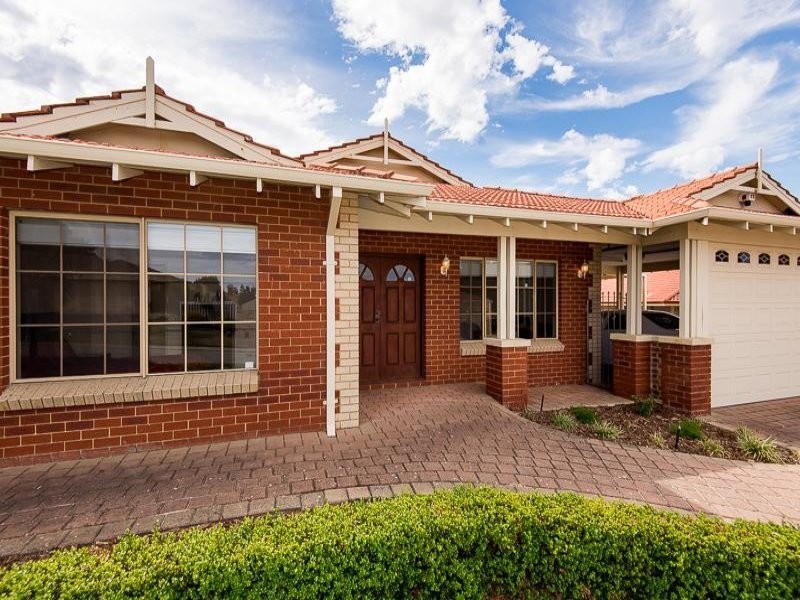 3 Palma Place, Coogee WA 6166