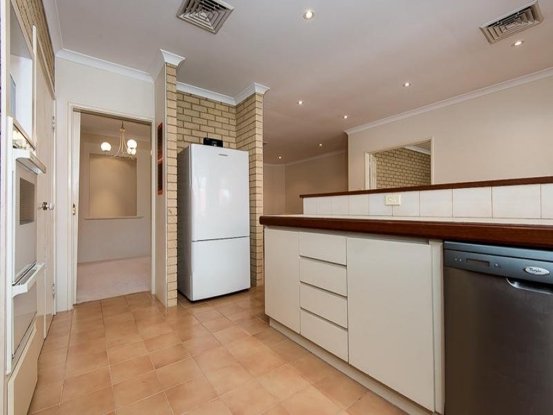 3 Palma Place, Coogee WA 6166