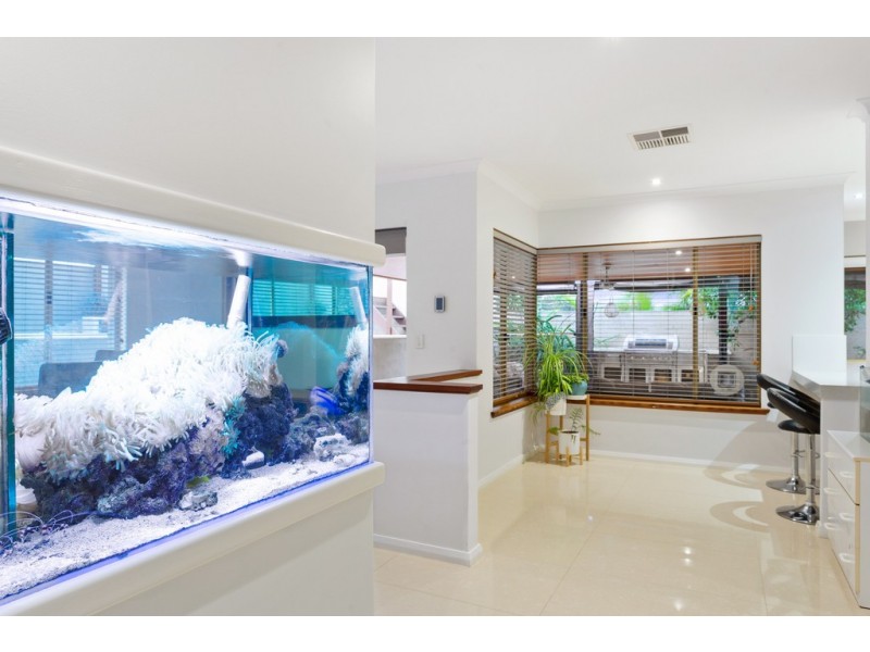 10 Careening Way, Coogee WA 6166