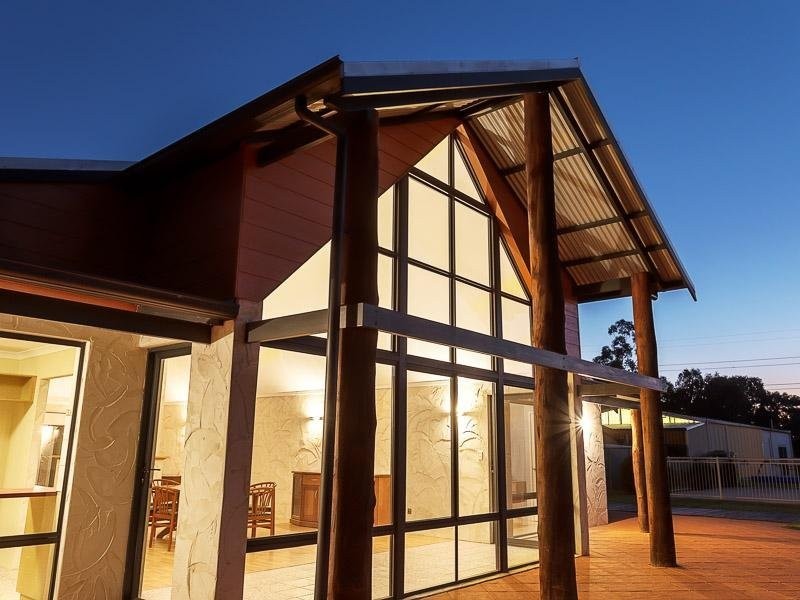 52 Country Drive, Oakford WA 6121