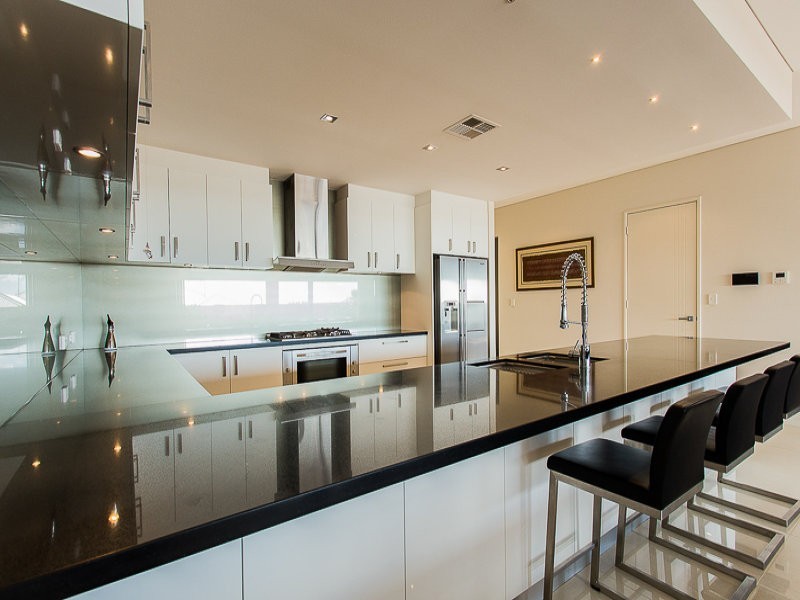 68 Mannikin Heights, Beeliar WA 6164