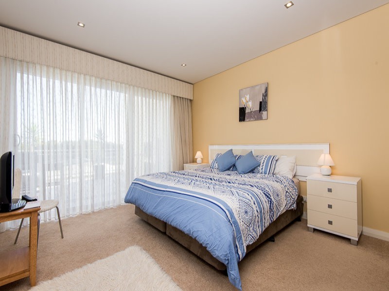 3/52 Rollinson Road, North Coogee WA 6163