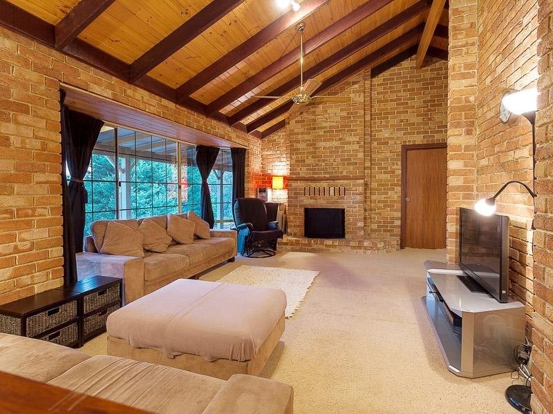 108 Chevin Road, Roleystone WA 6111