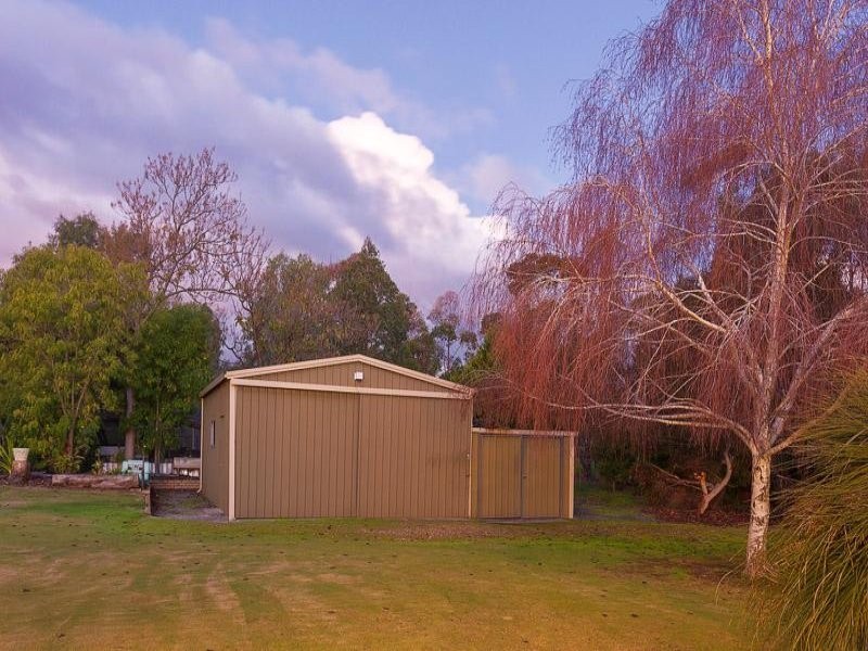7 Casella Close, Wandi WA 6167