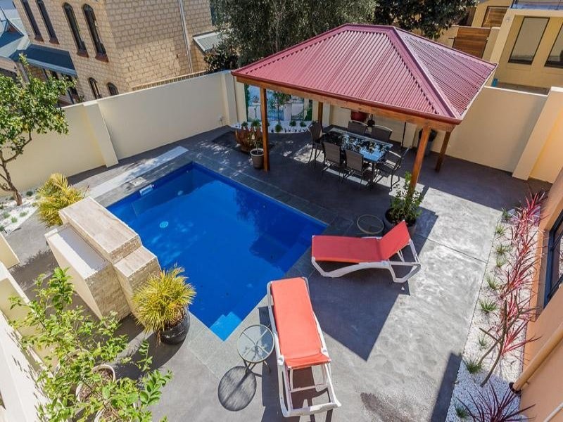 26A Geordie Court, Coogee WA 6166
