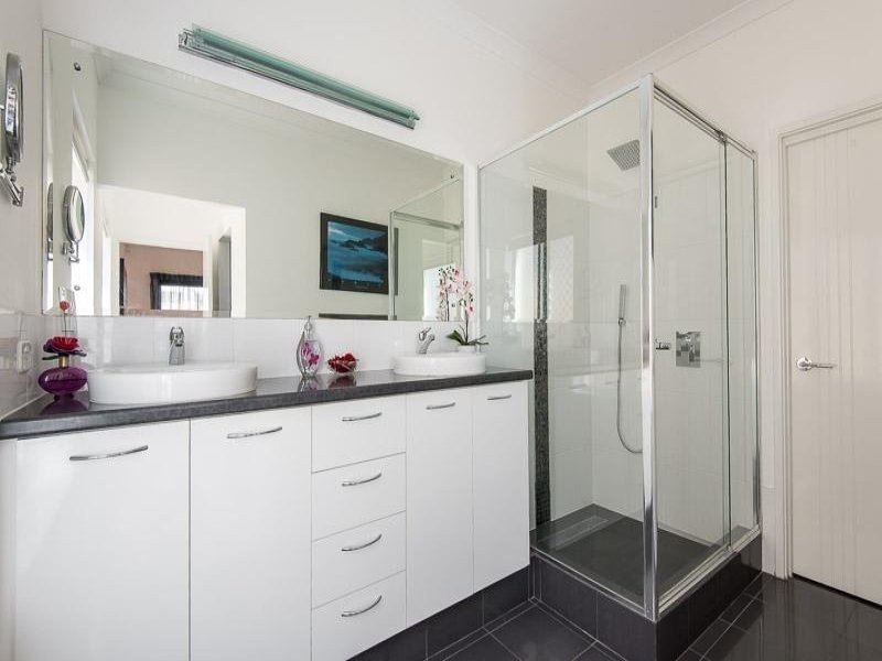 18 Pantheon Avenue, North Coogee WA 6163