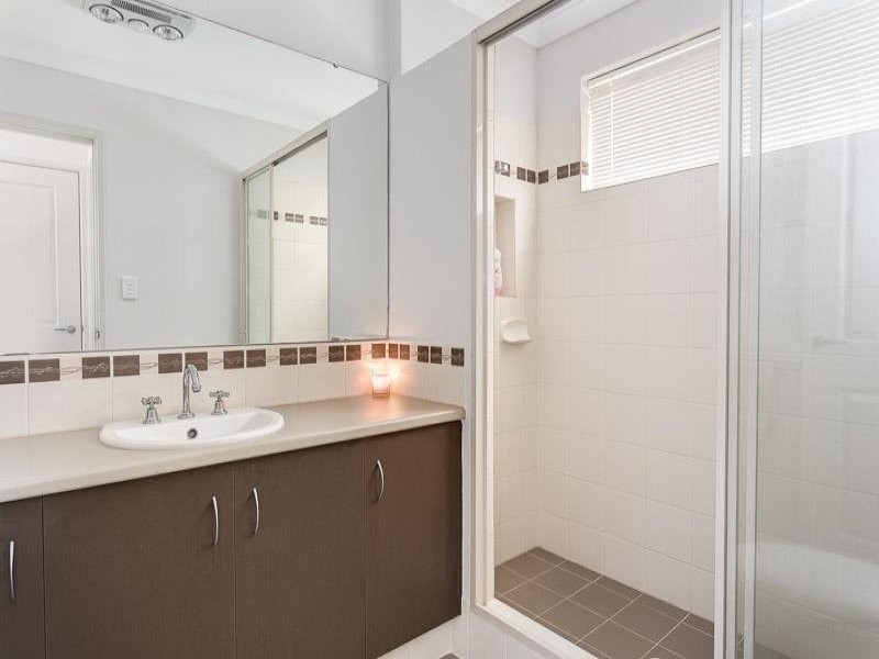 3 Dunlap Avenue, Success WA 6164