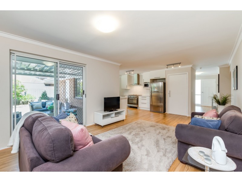 5 Hobley Way, Spearwood WA 6163