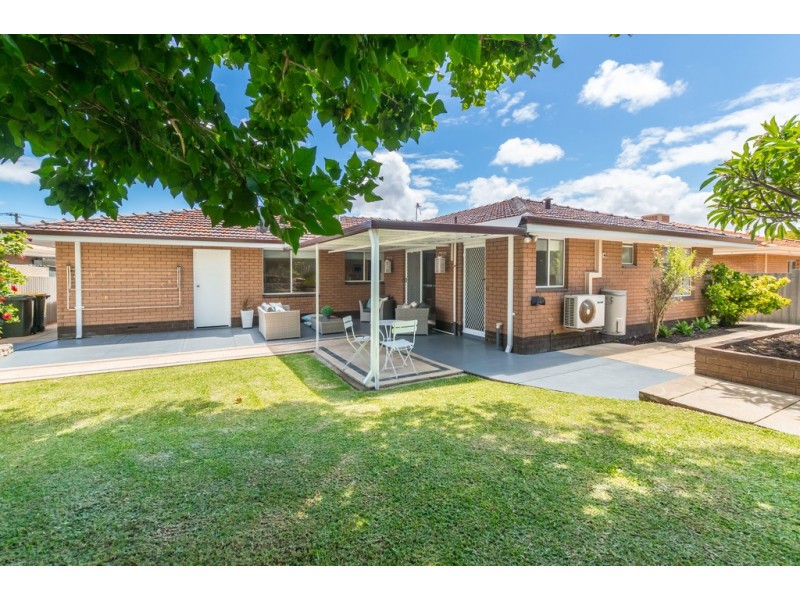5 Hobley Way, Spearwood WA 6163