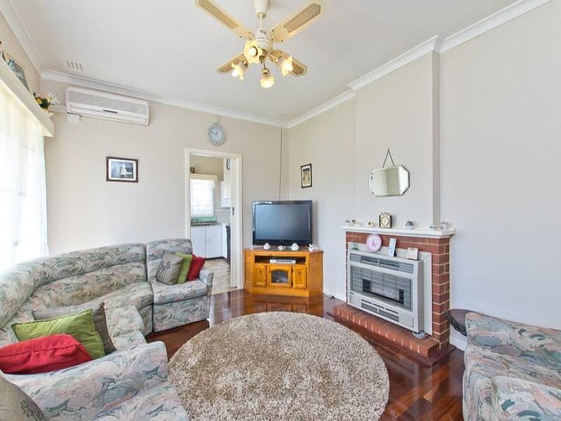 3 Carmody Street, Hamilton Hill WA 6163