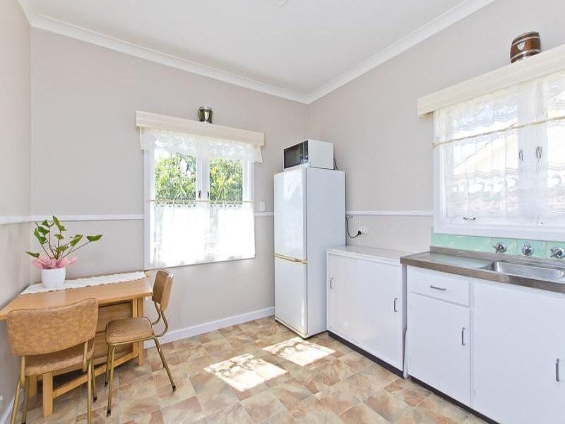 3 Carmody Street, Hamilton Hill WA 6163