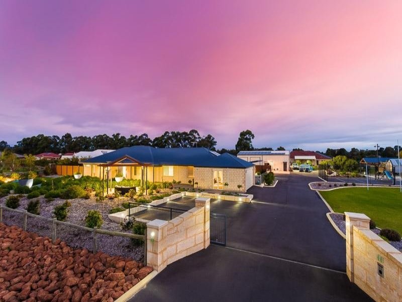 48 Holstein Court, Oakford WA 6121