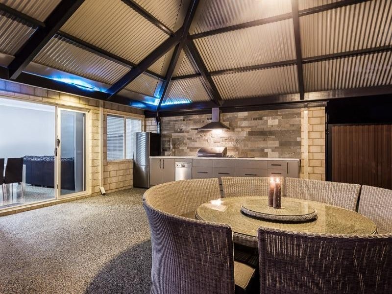 48 Holstein Court, Oakford WA 6121