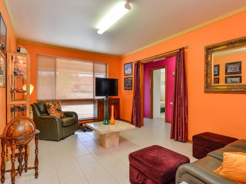 9 Jean Street, Hamilton Hill WA 6163