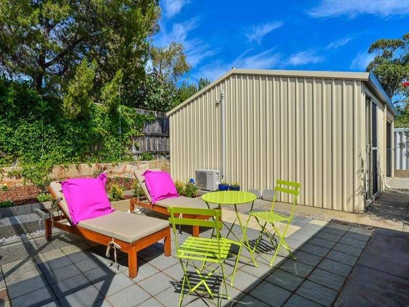 9 Jean Street, Hamilton Hill WA 6163