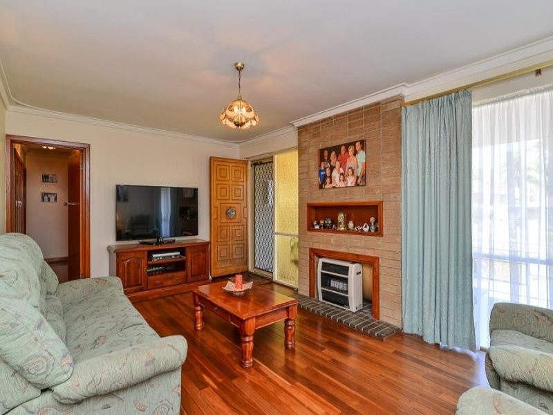 46 Edeline Street, Spearwood WA 6163