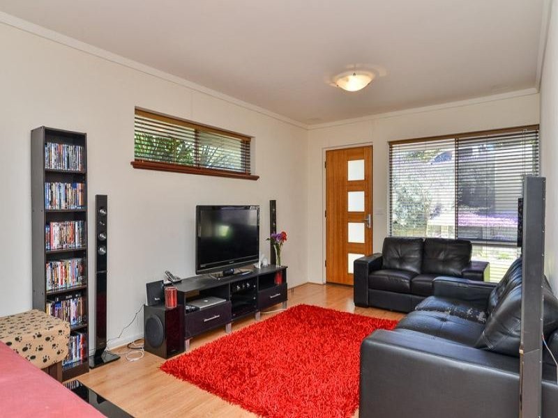 6B Glendower Way, Spearwood WA 6163
