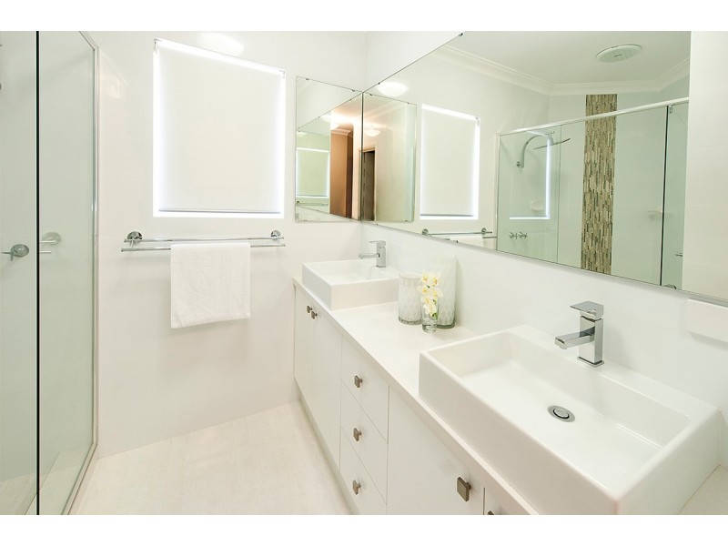 6 Parakeet Way, Coogee WA 6166