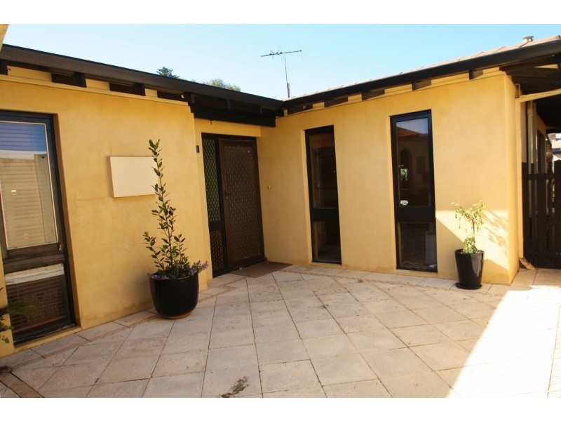 24 Lintott Way, Spearwood WA 6163