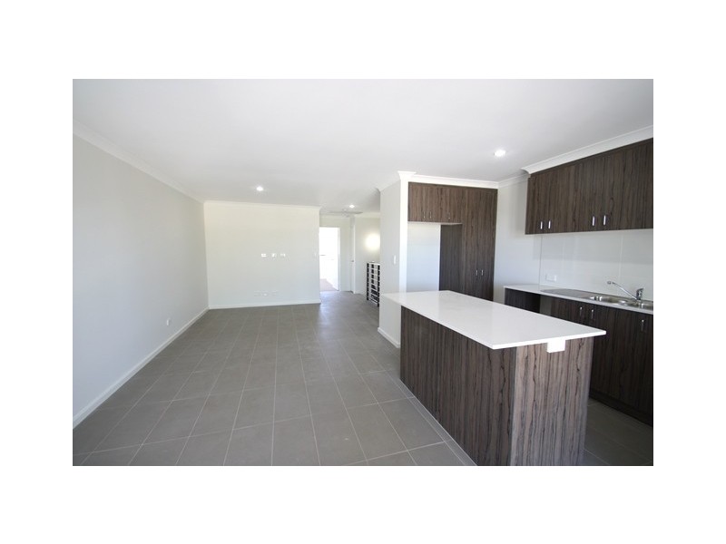 9 Perlinte View, North Coogee WA 6163