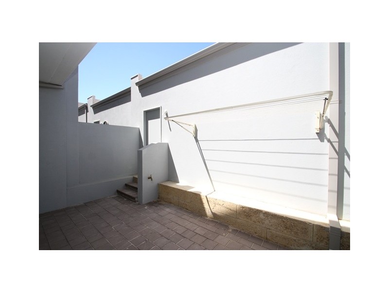 9 Perlinte View, North Coogee WA 6163