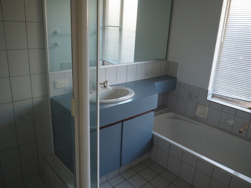 5 Christie Court, Yangebup WA 6164