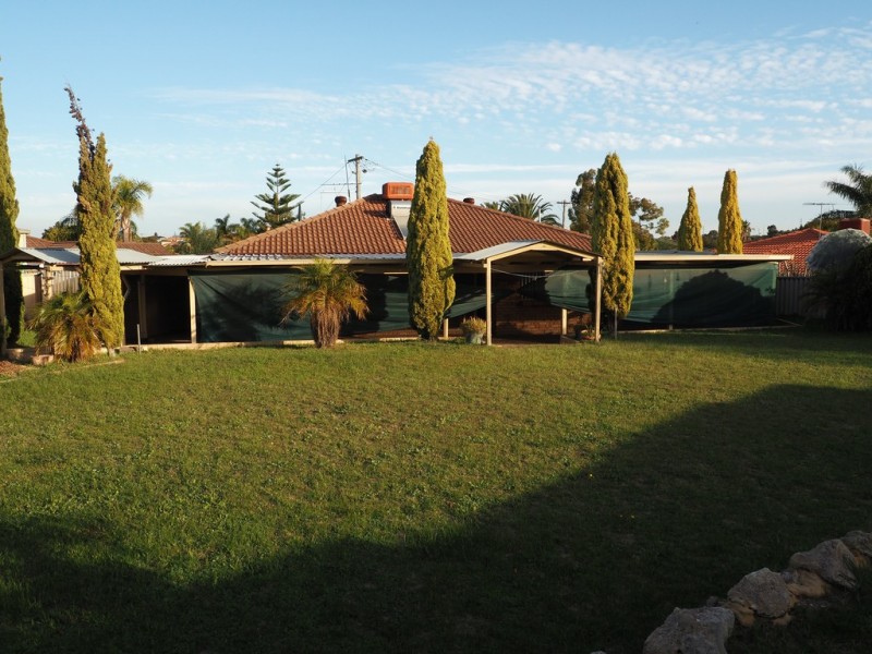 5 Christie Court, Yangebup WA 6164