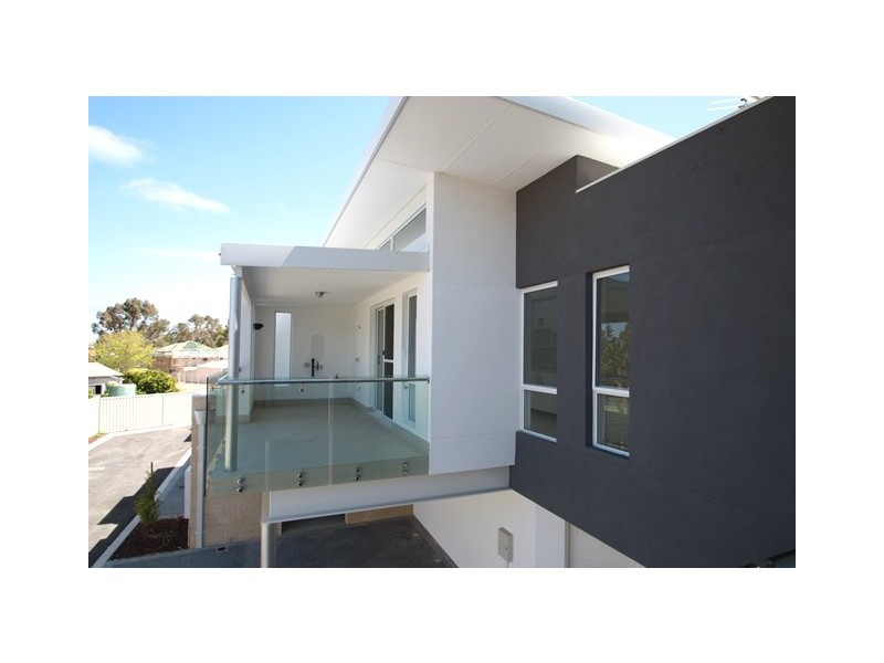 6/7 Goldsmith Road, Spearwood WA 6163