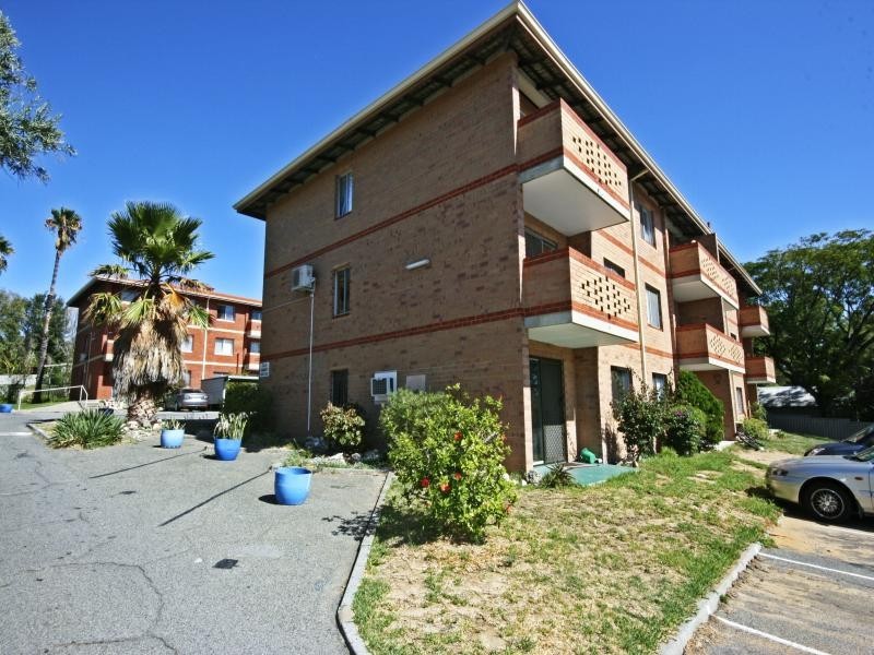 13/41 Davilak Avenue, Hamilton Hill WA 6163