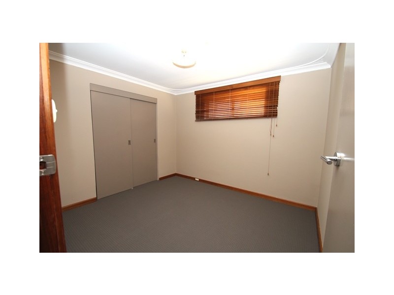 4 Pagneil Court, Hamilton Hill WA 6163