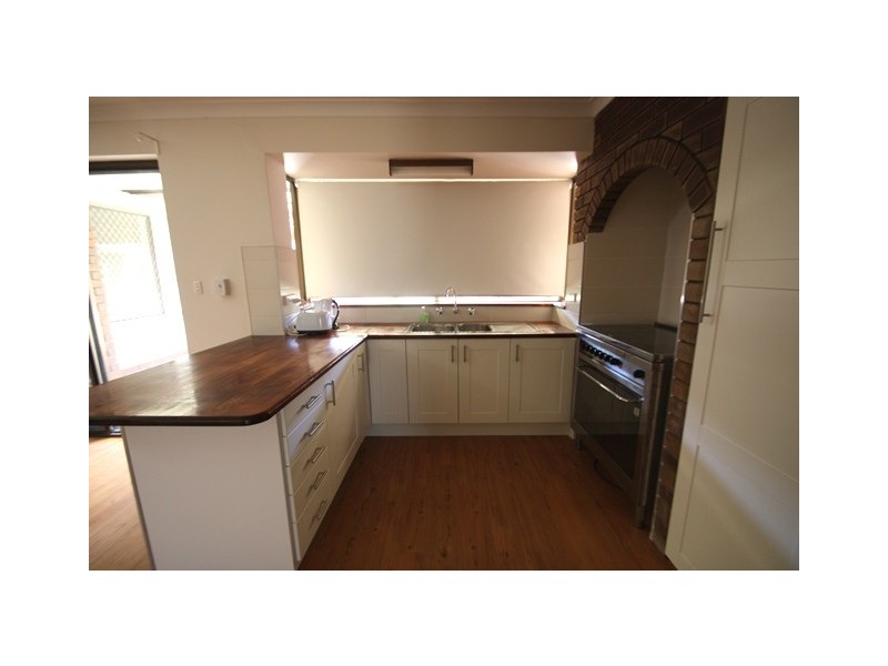 120 Phoenix Road, Hamilton Hill WA 6163