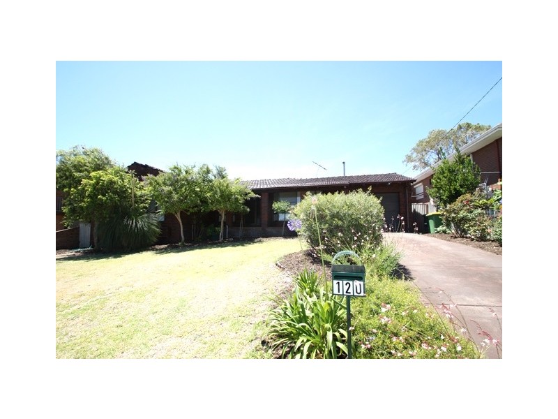 120 Phoenix Road, Hamilton Hill WA 6163