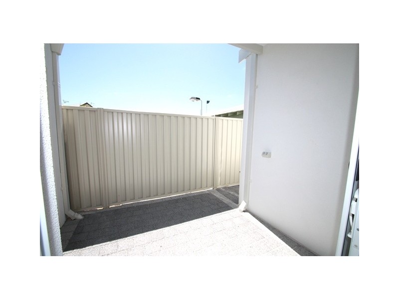 5/7 Goldsmith Road, Spearwood WA 6163