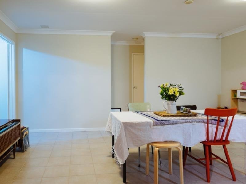 7a Colpoys Place, Coogee WA 6166