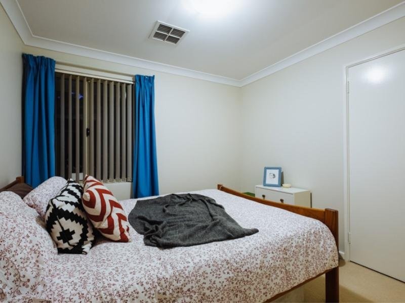 7a Colpoys Place, Coogee WA 6166