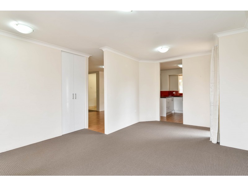 28 Corringle Grove, South Lake WA 6164