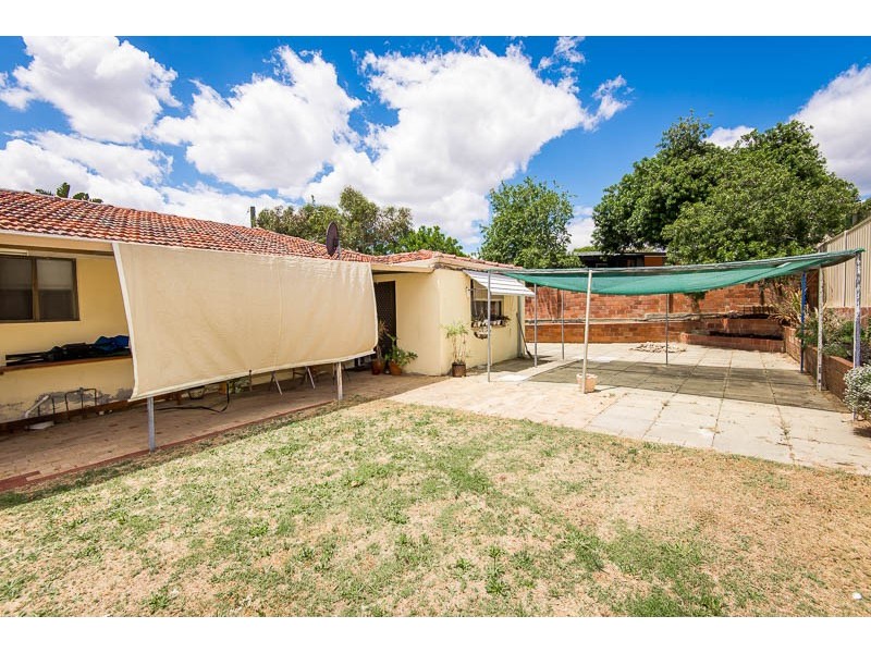 9 Ross Court, Spearwood WA 6163