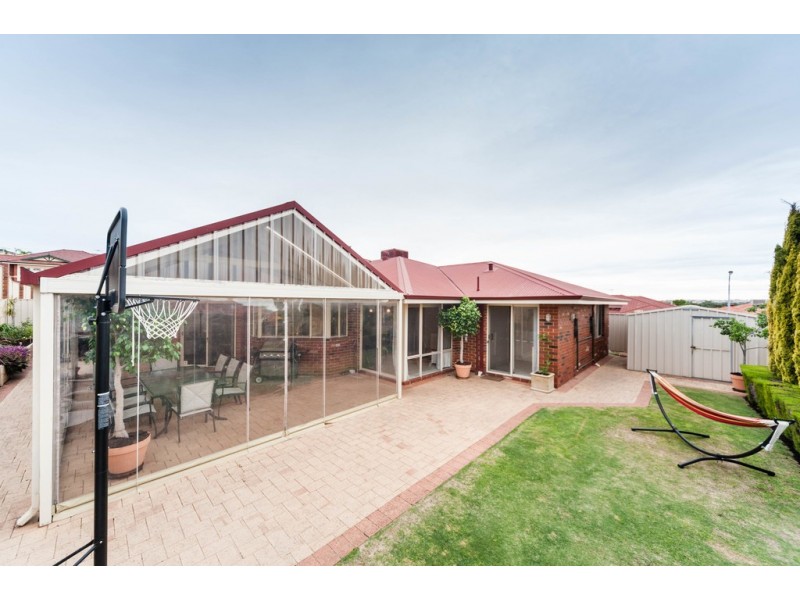 1 Henrietta Court, Coogee WA 6166