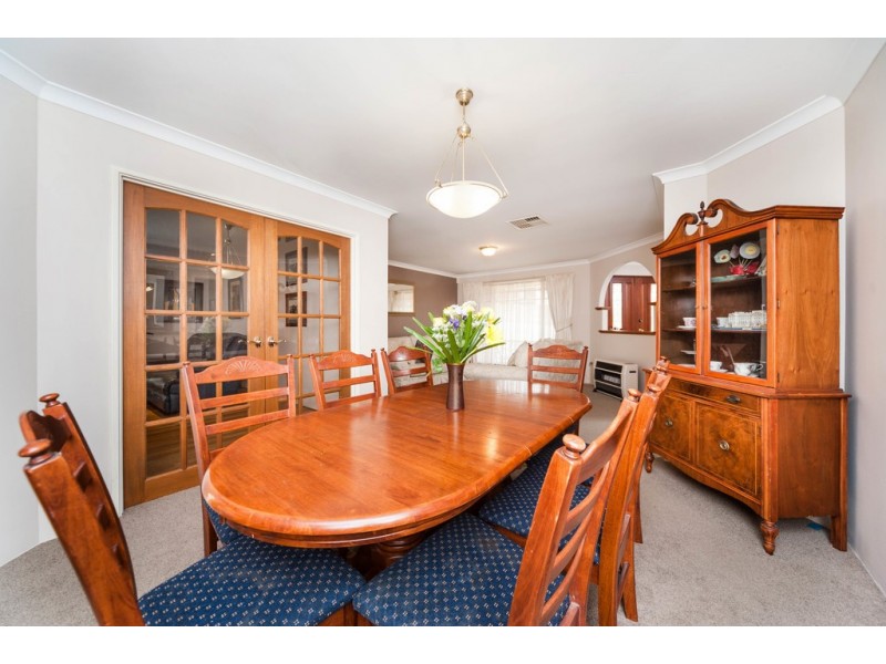 1 Henrietta Court, Coogee WA 6166