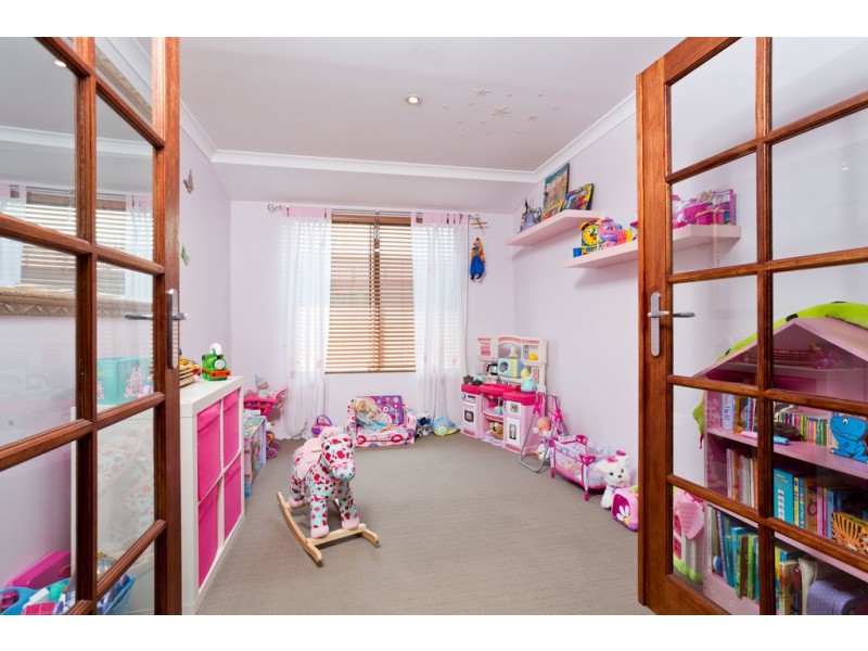 62 La Fayette Boulevard, Bibra Lake WA 6163