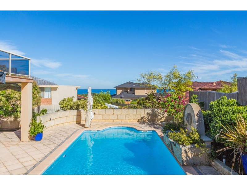 21 Careening Way, Coogee WA 6166