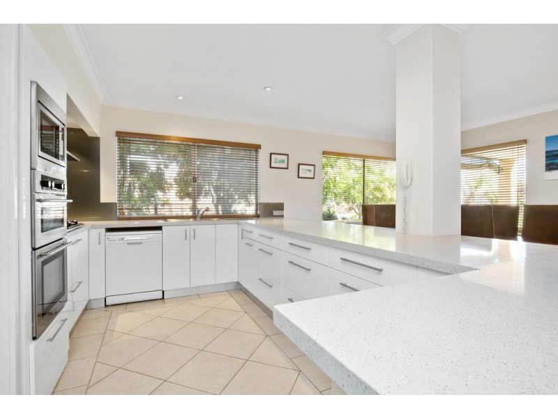 21 Careening Way, Coogee WA 6166