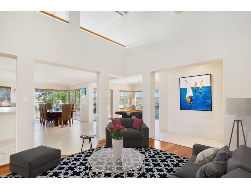 21 Careening Way, Coogee WA 6166