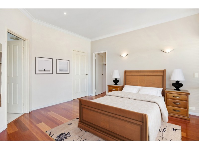 21 Careening Way, Coogee WA 6166