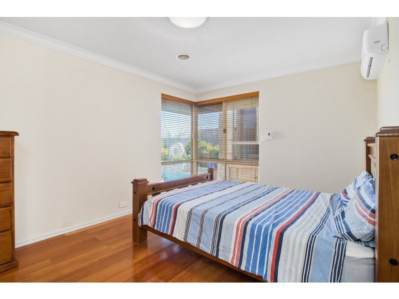 21 Careening Way, Coogee WA 6166