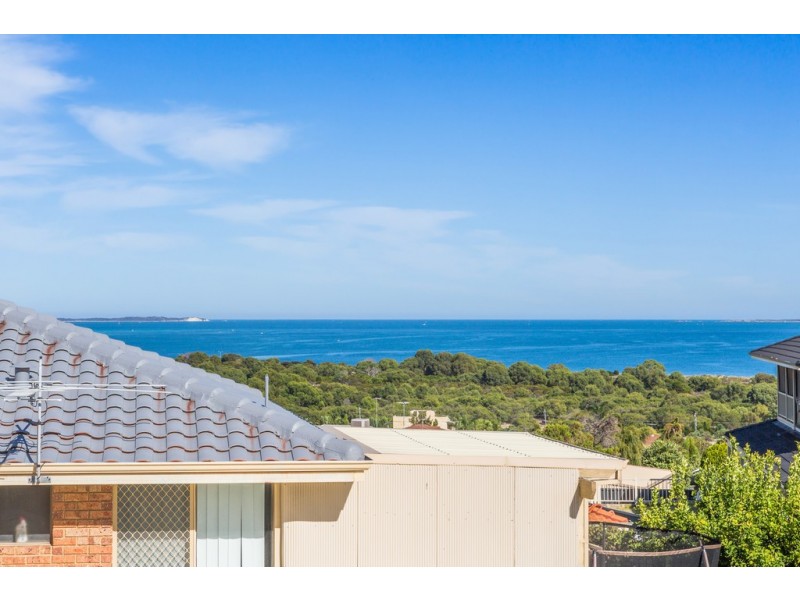 21 Careening Way, Coogee WA 6166