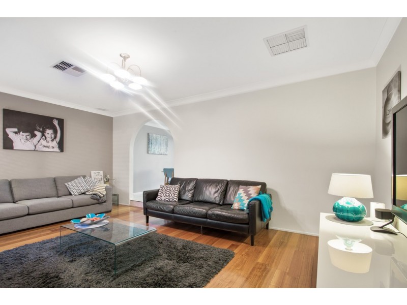 10 Shelley Way, Munster WA 6166