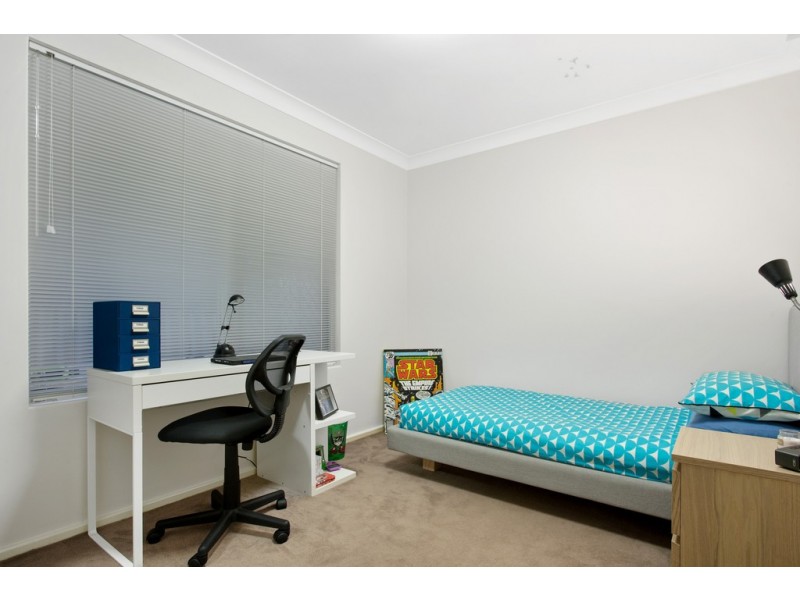 10 Shelley Way, Munster WA 6166